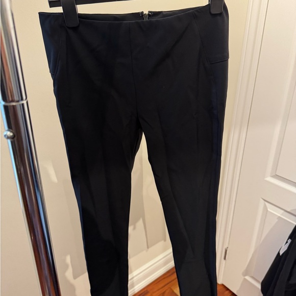 Veronica beard. Thick legging style. Barely worn. Black. - Picture 2 of 6